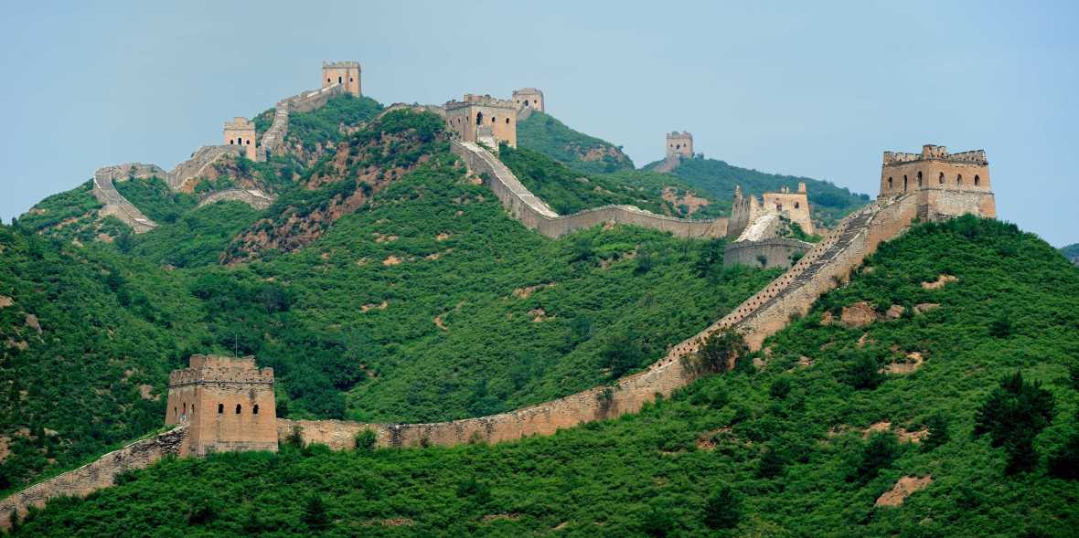 the-great-wall-of-china-is-falling-apart